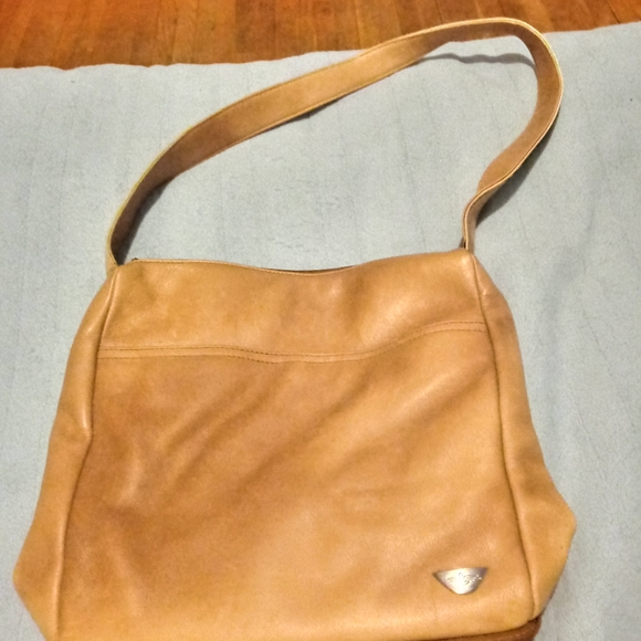 Bag 24 - Picture 3 of 3